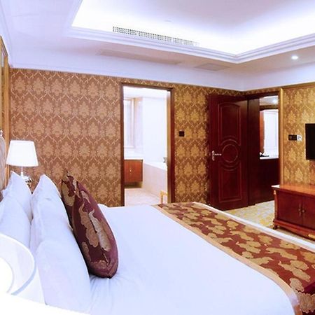 Royal Duke Cherrabah Hotel Zhongshan Zhongshan  Exterior photo