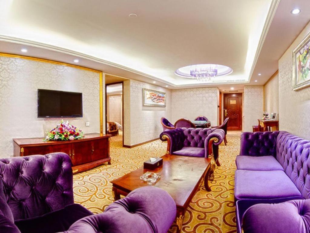 Royal Duke Cherrabah Hotel Zhongshan Zhongshan  Exterior photo