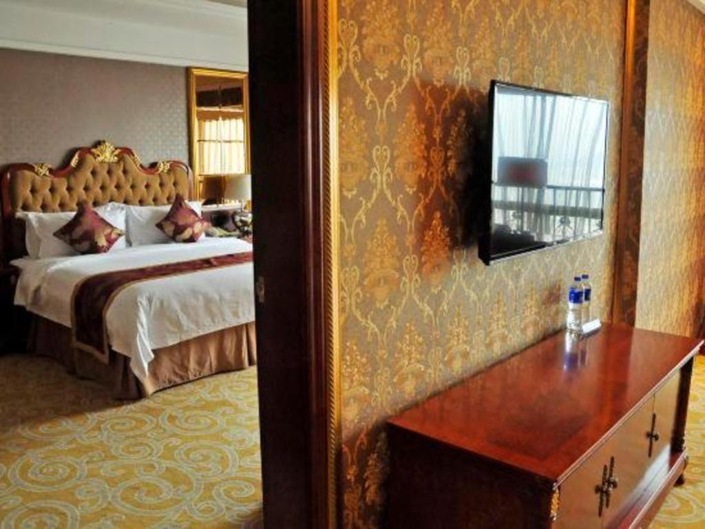 Royal Duke Cherrabah Hotel Zhongshan Zhongshan  Exterior photo